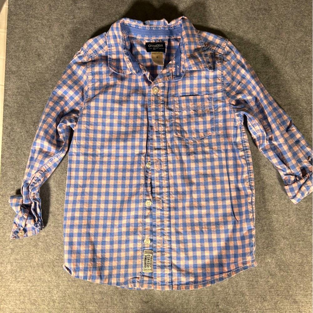 2 Boys OshKosh B’Gosh collared shirts. One short sleeve, one long sleeve. Size 6
